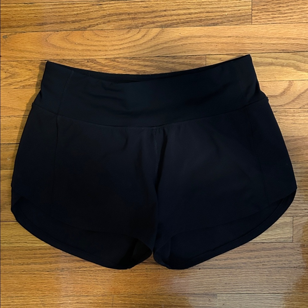 Lululemon Speed-Up High-Rise Black Shorts. Size 4